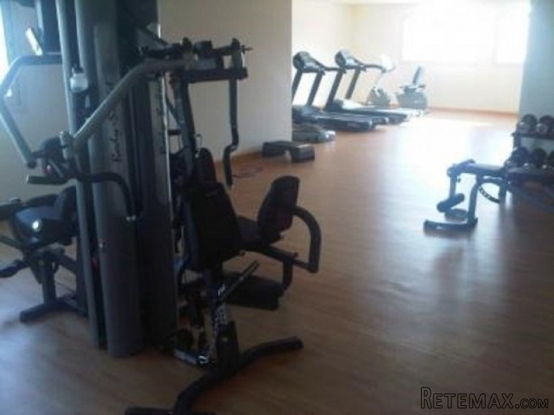 One bedroom Apartment with high Yield.. - 2
