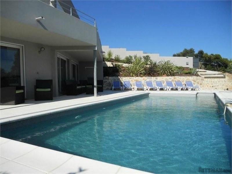 Stunning Luxury Villa With Lots Of Land.. - 2