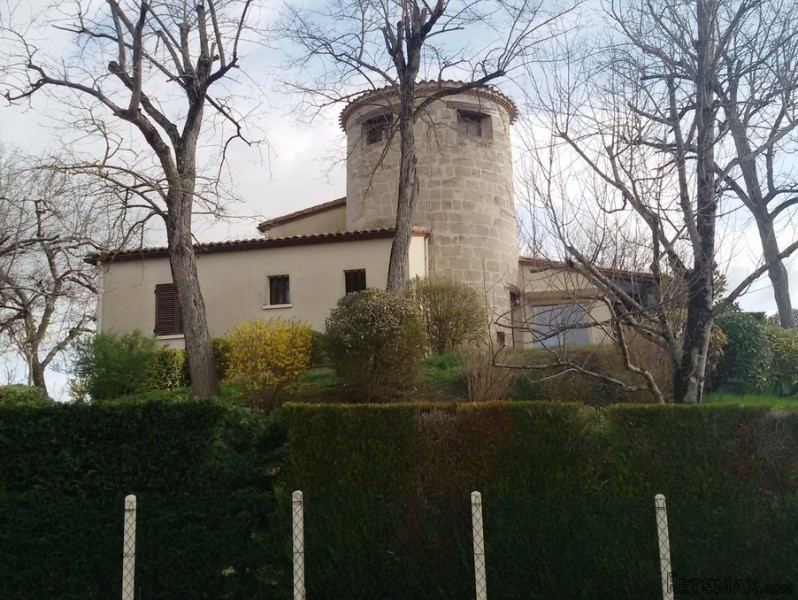 Well Renovated Stone House With Garde..