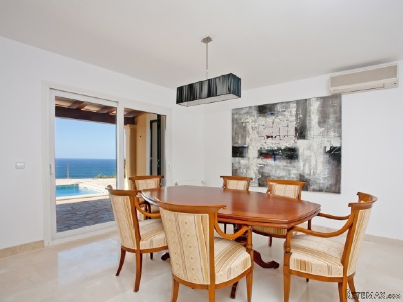Frontline Mediterranean Luxury Villa.. - 2