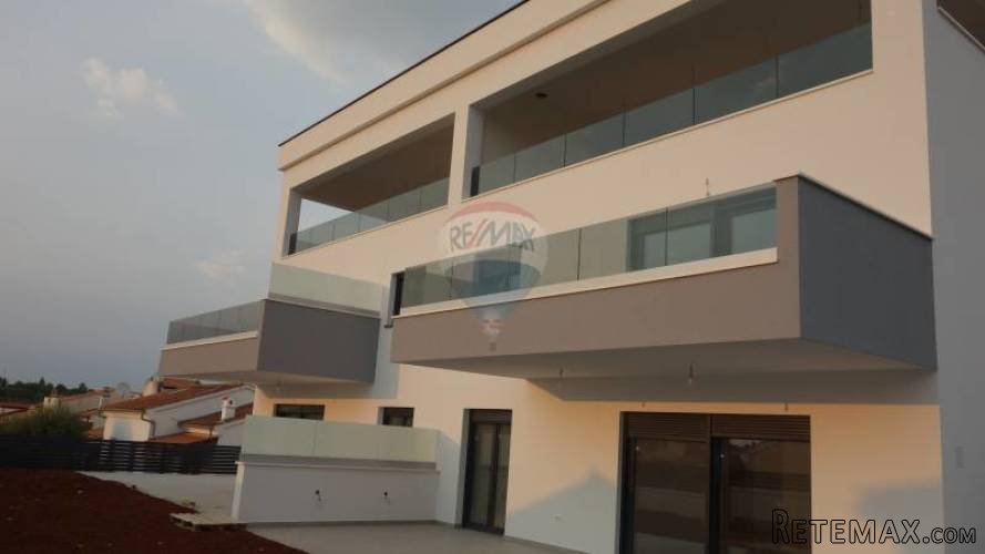 Istra, Banjole, luksuzni apartman s pogledom na more!