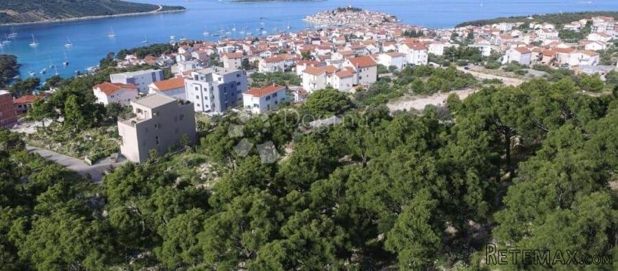 PRIMOŠTEN - vrhunski dvoetažni stan 83,13 m2 + parkirno mjes - 2