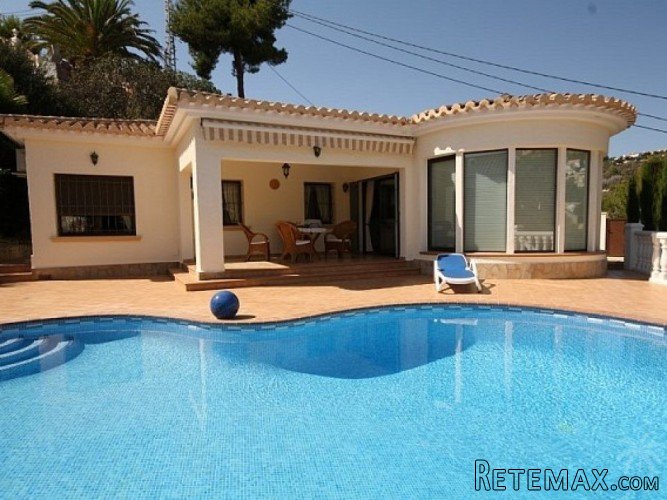 Very well maintained villa in Benissa Costa, reduced from..