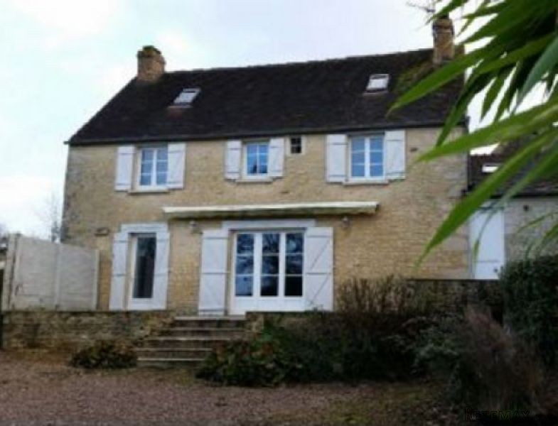 Nicely Appointed Rural Village House