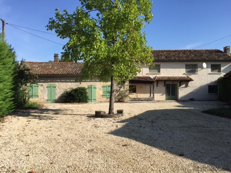 Large Stone House With Swimming Pool