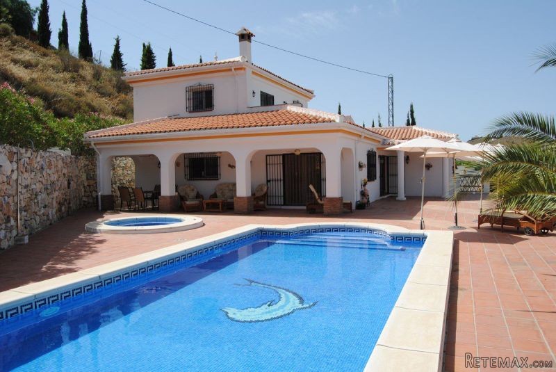 Villa for Sale in Competa, Competa..
