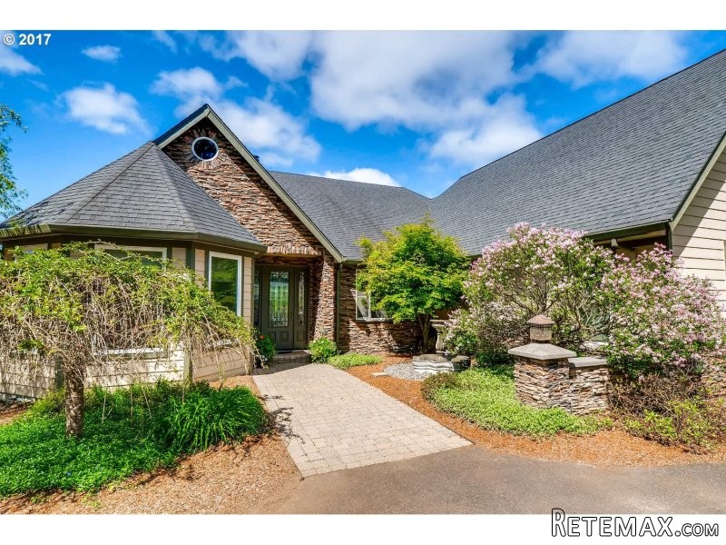2106 NE 384TH CT, Washougal, Washington..