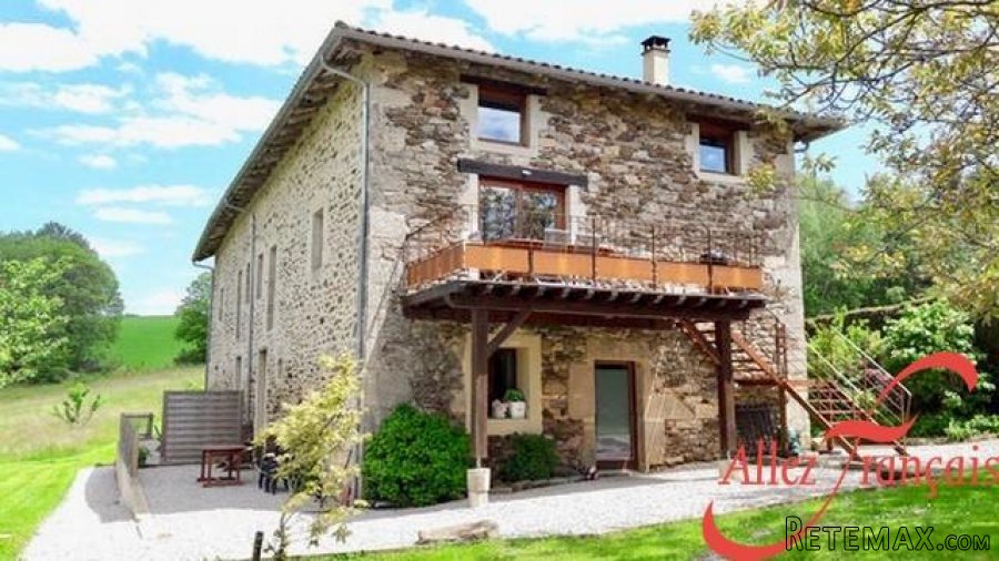 Lacapelle Marival (Lot) - Superb converted barn with a stunning..