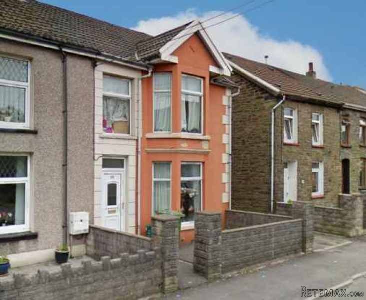 4 bedroom, Terraced House house for sale