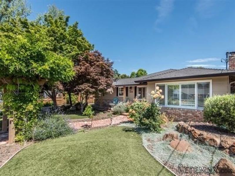Charming and inviting home in campbell