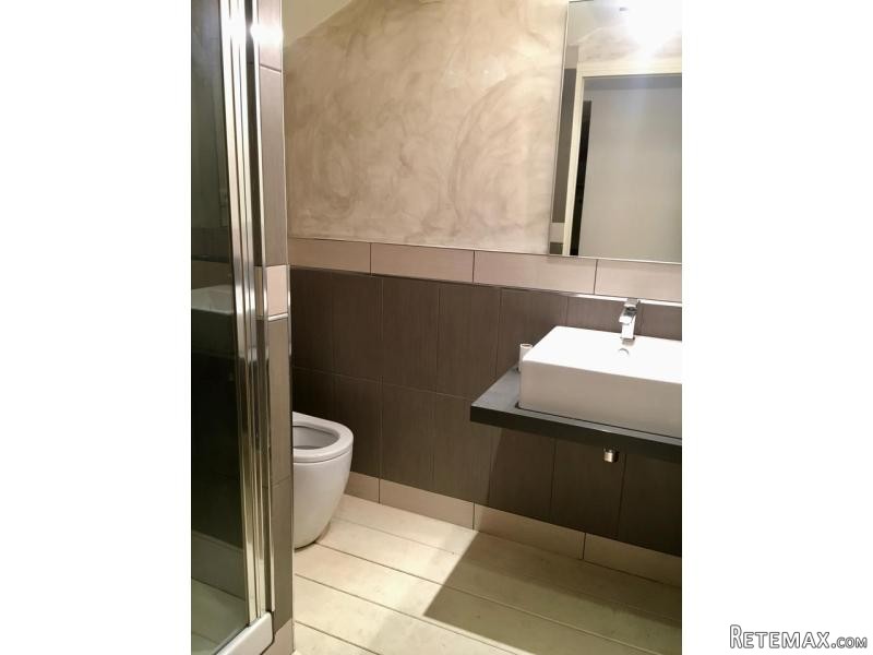 Cosy But Modern 1 Bedroom Apartment On.. - 2