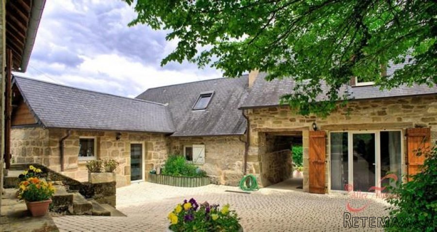 Lac du Causse (Corrèze) - Superbly renovated ensemble - main..