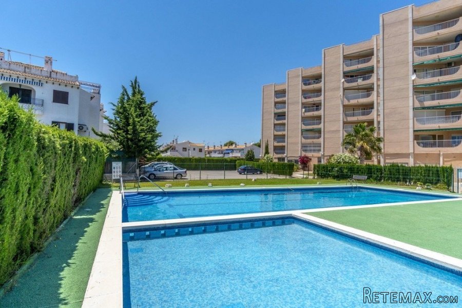 Cosy ground floor flat in Residencial Altos de Campoamor...