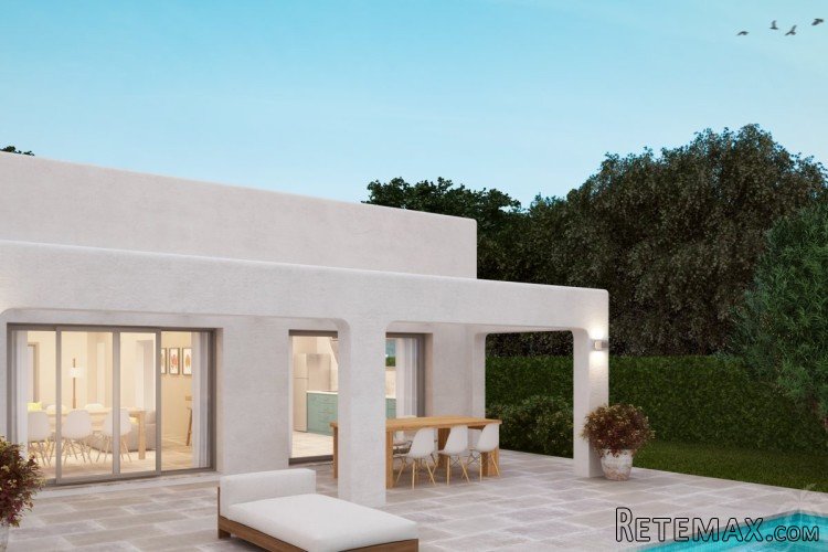 Single storey villa with 3 bedrooms for sale within a short..
