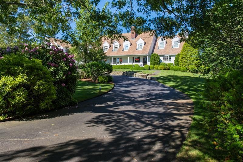 7 bedroom House For Sale: 92 North Bay.. - 2