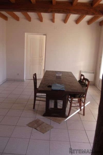 3 Bedrooms - House - Midi-Pyrenees -.. - 2