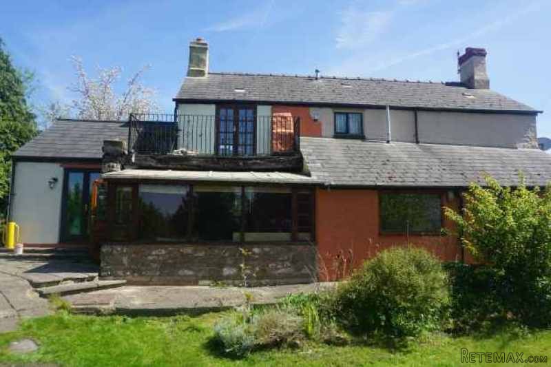 3 bedroom, Detached House house for sale