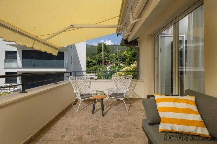 OPATIJA,CENTAR- stan s velikom terasom, blizu mora - 2