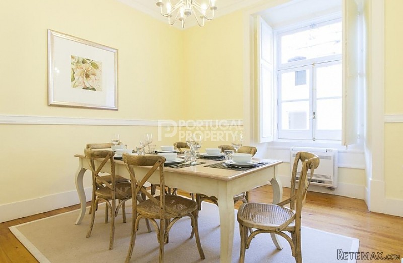 Unique Spacious Apartment in Baixa - 2