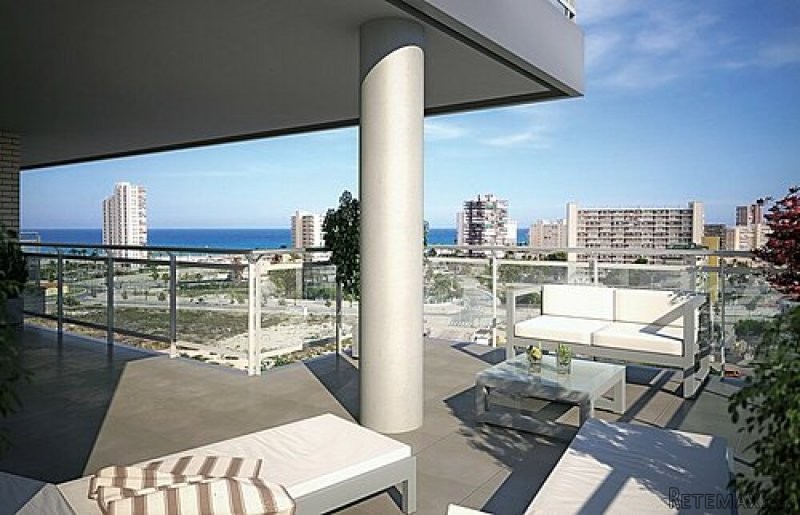 HUBE 2 BED APARTMENT BY THE BEACH