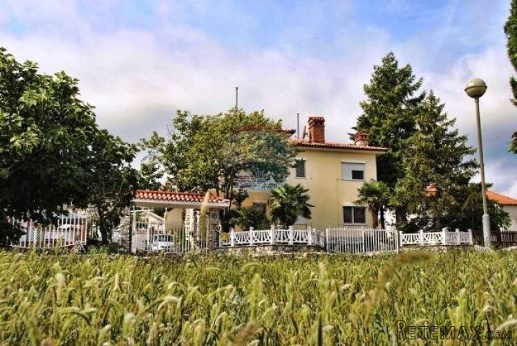 ISTRA, FAŽANA - Valbandon, villa na 800m od plaže