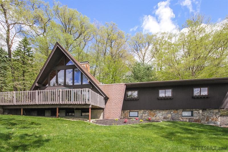 3 bedroom House For Sale: 3 Mountain.. - 2