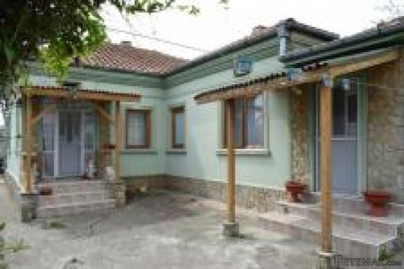 Exclusive property 4 BED/2 BATH.. - 2