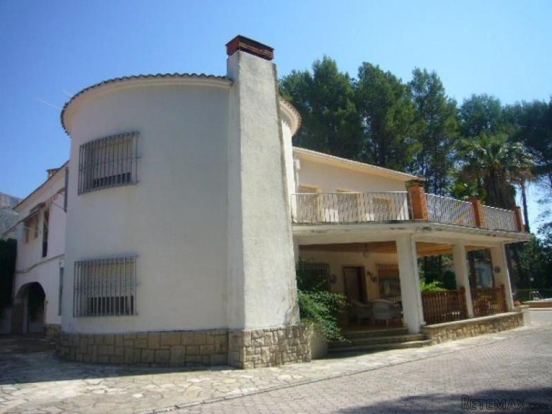 Villa in Area alcoy-muro with pool..