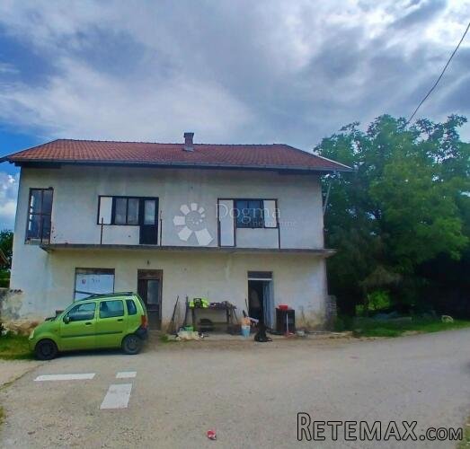 VELIKO SEOSKO IMANJE OD 6.297 m² Kestenovac, Donji Lapac
