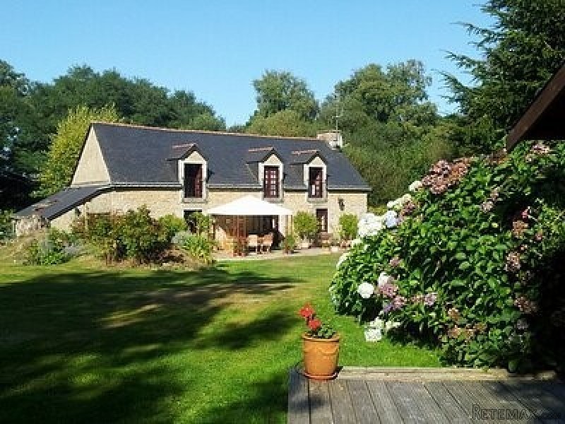 Stunning countryside cottage, outdoor..