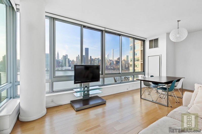 2 bedroom Apartment For Sale: 46 -30.. - 2