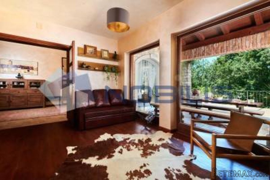 Buje, vila 250 m2 s vrtom 11000 m2 - 10