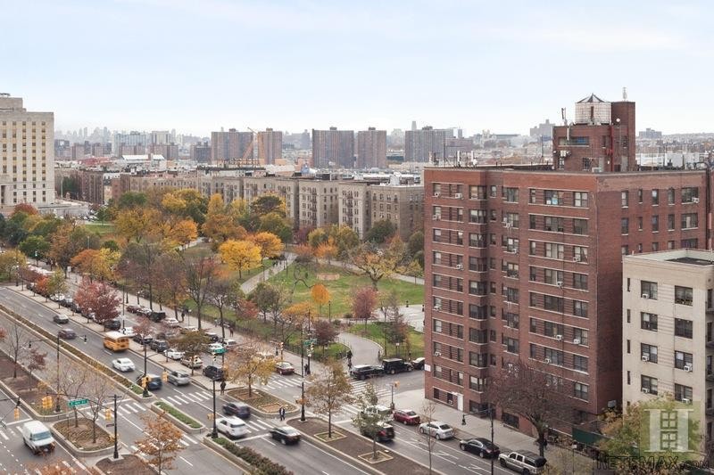 3 bedroom Apartment For Sale: 1020.. - 2