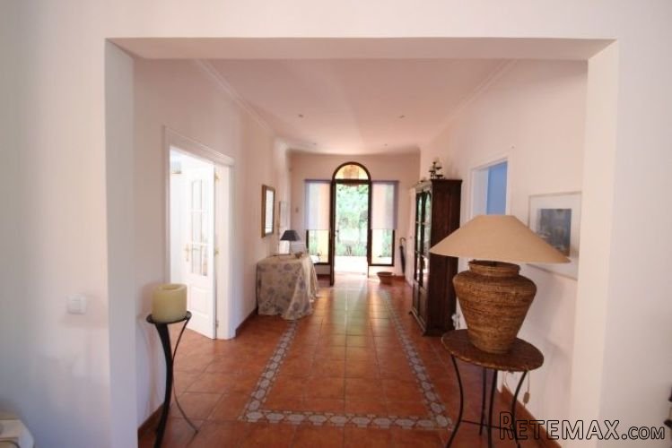SOTOGRANDE, charming and immaculate family Villa located.. - 3