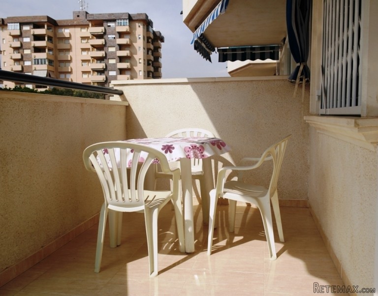 2 Bedrooms Apartment For Sale