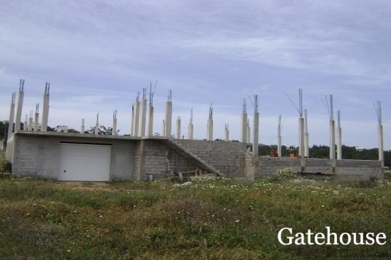 37000m2 Building Plot With 6 Beds Villa..