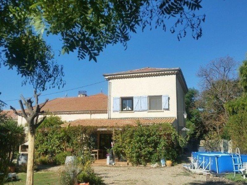 Impressive Property with 2 Outbuildings
