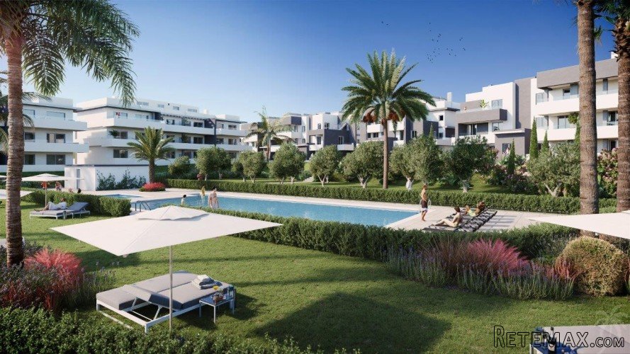 Promotion of 66 apartments near the beach in Estepona. This..