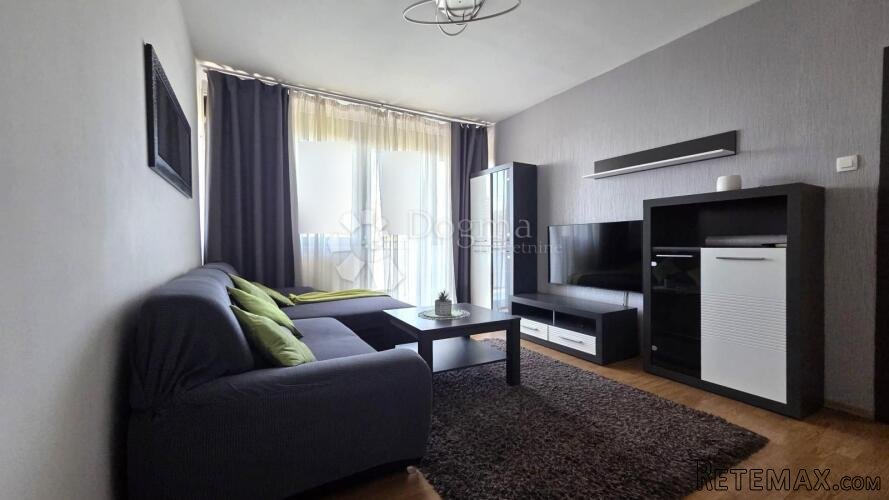 Podmurvice – 77 m², pogled more, prostran i uređen 4SKL