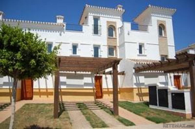 2 bedroom town house for sale