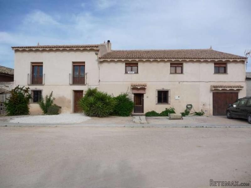 Country house in Pinoso perfect for b&b..