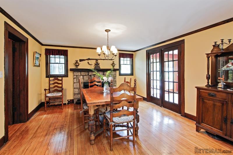 4 bedroom House For Sale: 75 Glendale.. - 2