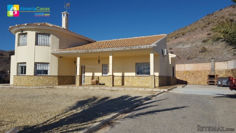 Villa For Sale In Zurgena