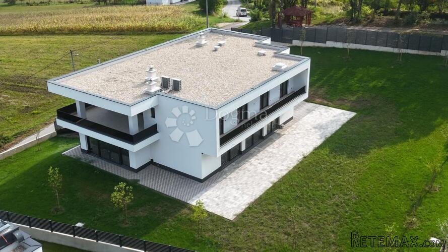 Luksuzna vila s bazenom i pogledom na Zagreb – Novogradnja - 2