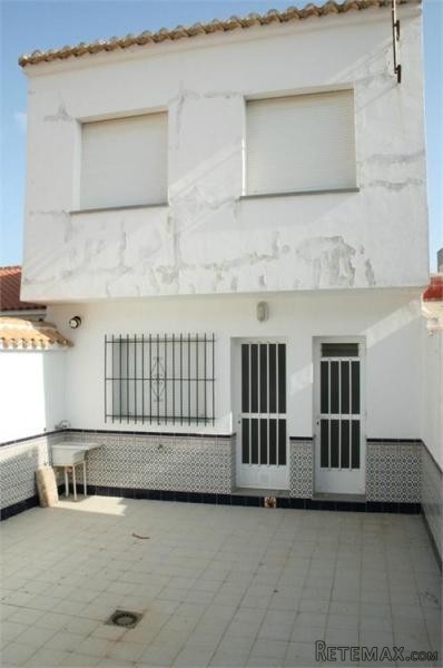 3 bedroom terraced house for sale - 2