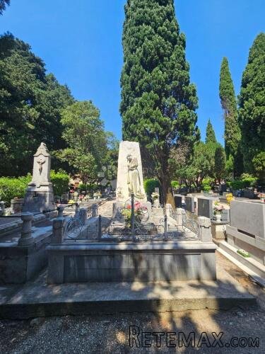 Prekrasna i očuvana grobnica pod spomeničkom zaštitom