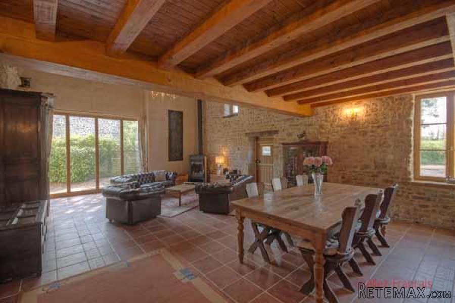 Souvigné (79) - Immaculate 5 bed/5 bath farmhouse, large.. - 4