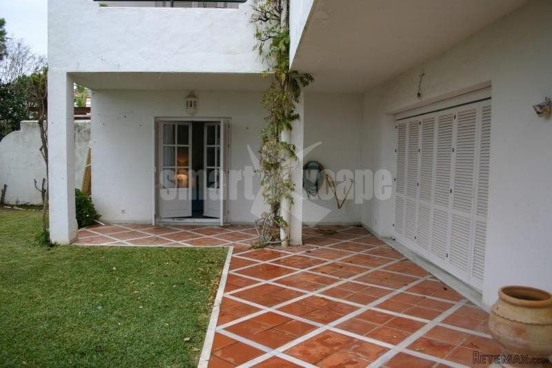Apartment For Sale In New Golden Mile..