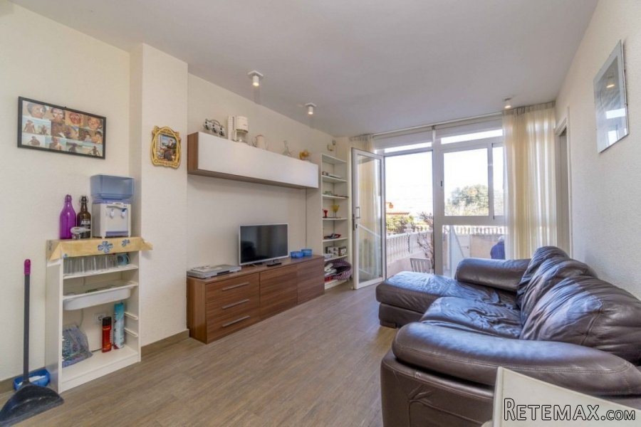 Renovated ground floor bungalow with sea views 40 m from.. - 2