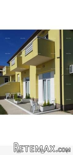 Umag. Lijepa kuća sa šest apartmana. - 4
